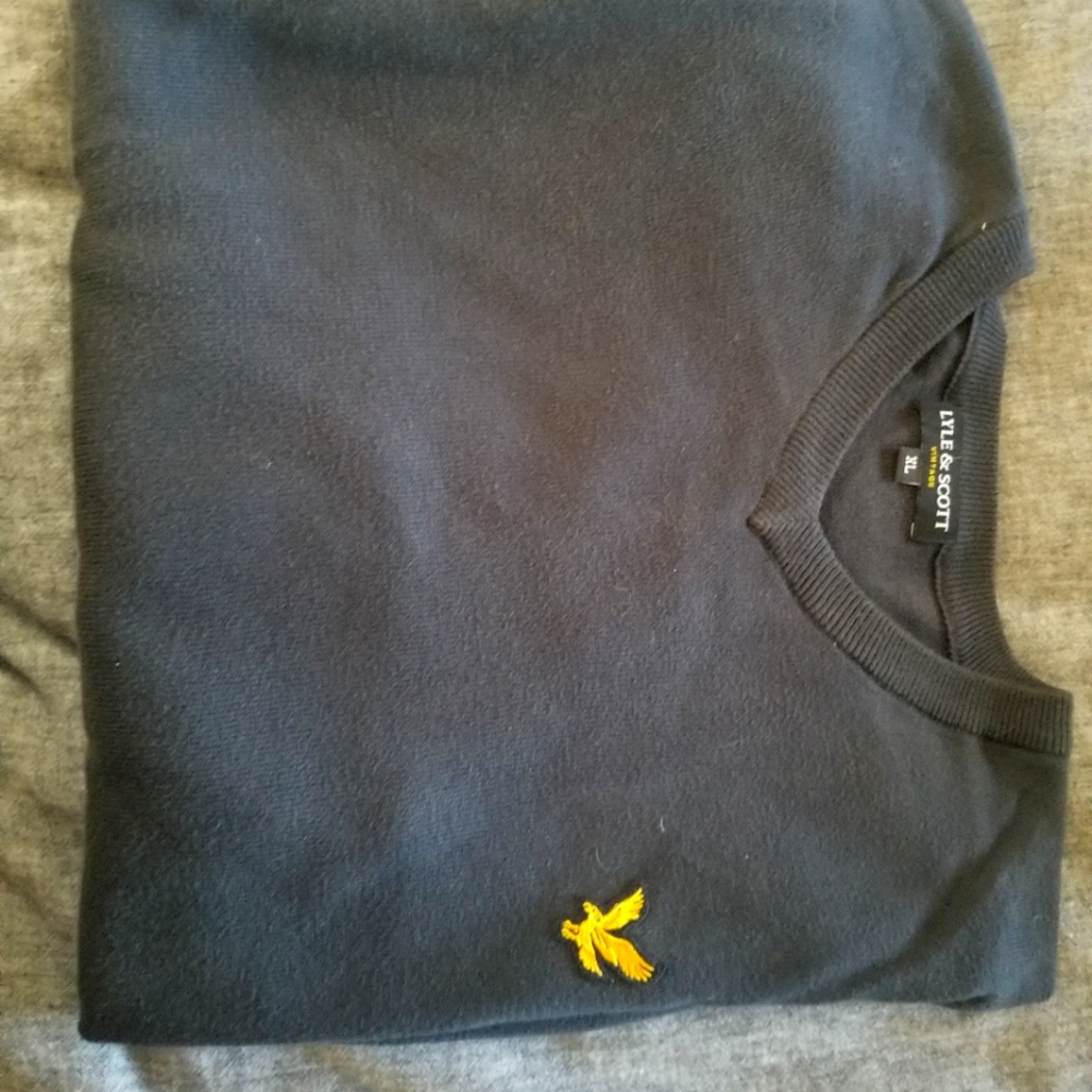 V Neck Lyle & Scott Sweater
